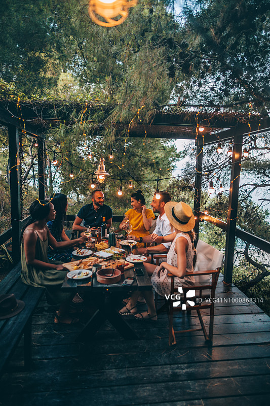 夏季晚宴派对图片素材