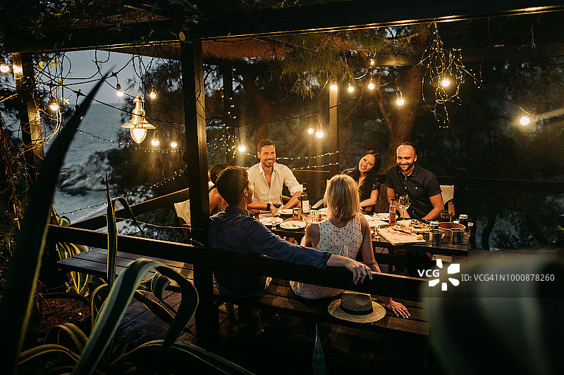 夏季晚宴派对图片素材
