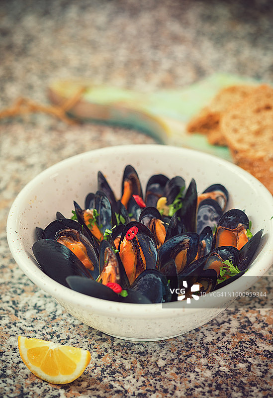 新鲜的蒸贻贝图片素材