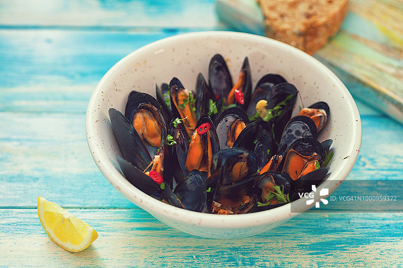 新鲜的蒸贻贝图片素材