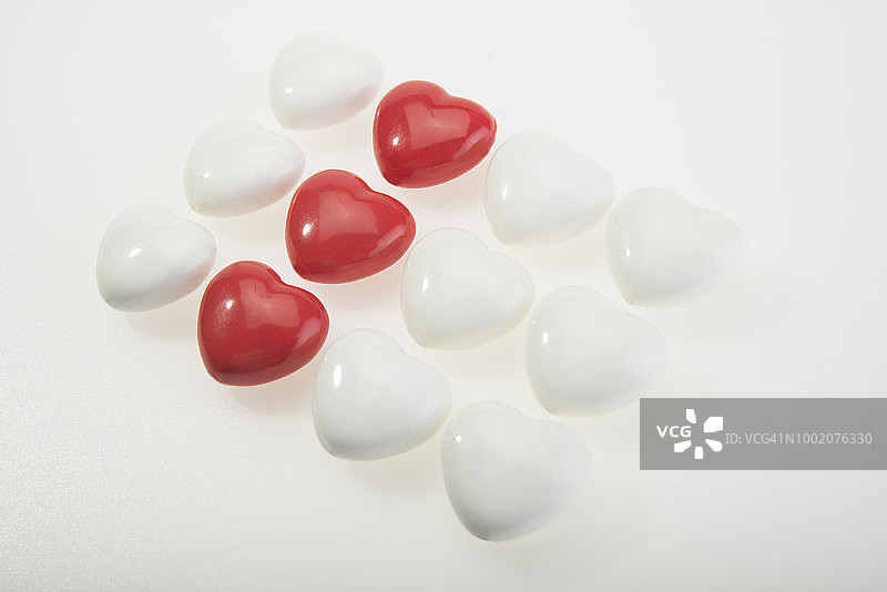 红白爱心图案图片素材