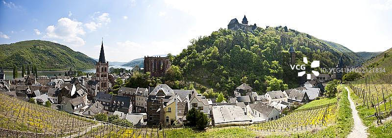 德国巴哈拉赫及沙德克城堡景观（莱茵兰-普法尔茨）图片素材