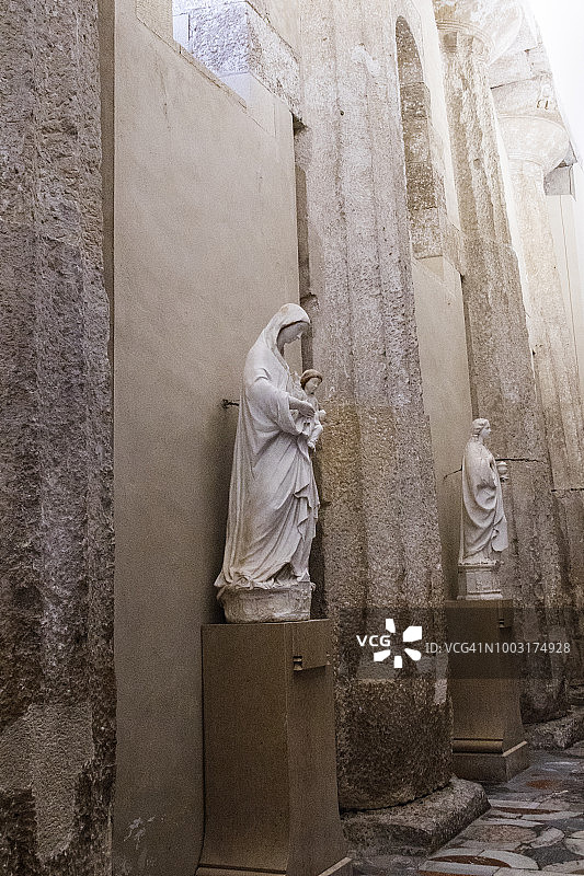 锡拉丘兹大教堂密涅瓦神庙的多立克柱图片素材