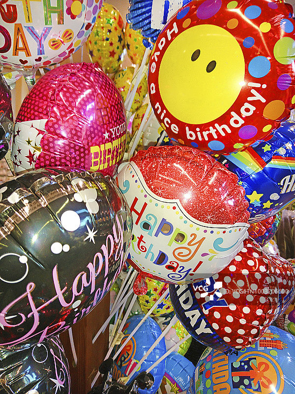 彩色气球生日庆祝装饰图片素材