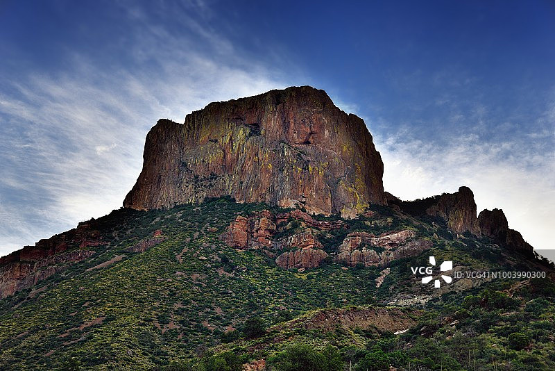 卡萨格兰德的晨景和蓝天图片素材