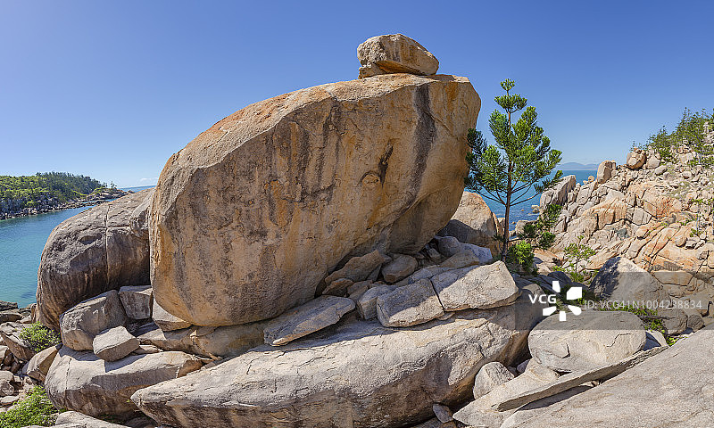 澳大利亚昆士兰州磁岛亚瑟湾的岩层图片素材