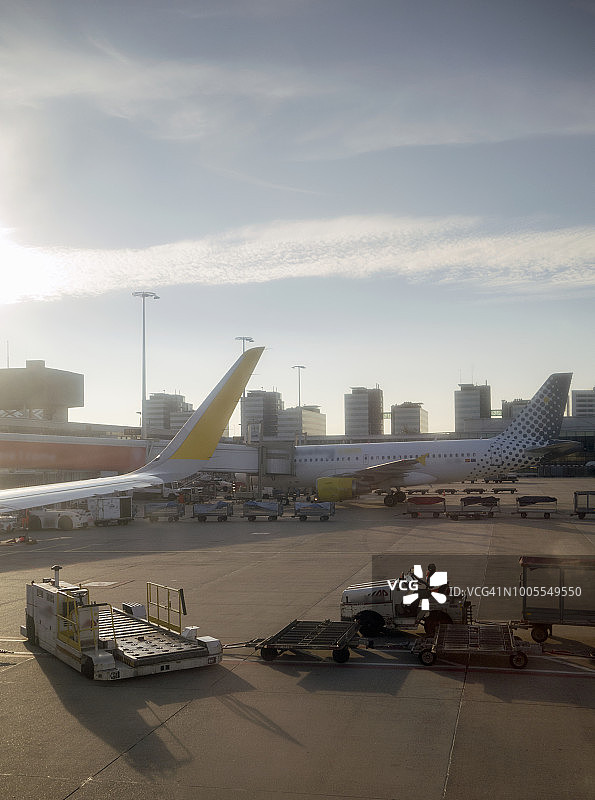 欧洲，荷兰，阿姆斯特丹，2018年：史基浦机场跑道景观图片素材