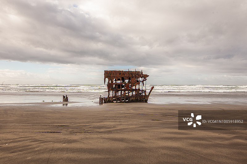 彼得·艾尔代尔号残骸图片素材