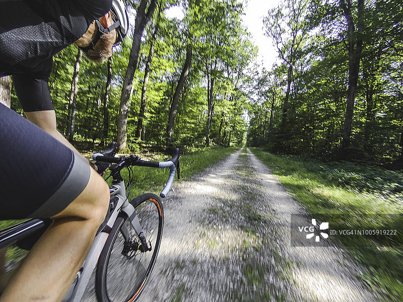 来和我一起骑行，卢瓦尔河谷图片素材