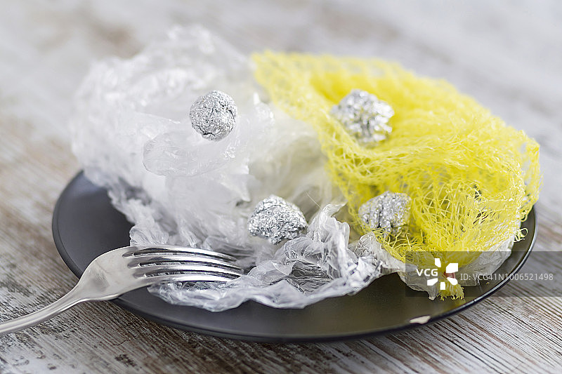 未来的海洋产品：塑料垃圾图片素材