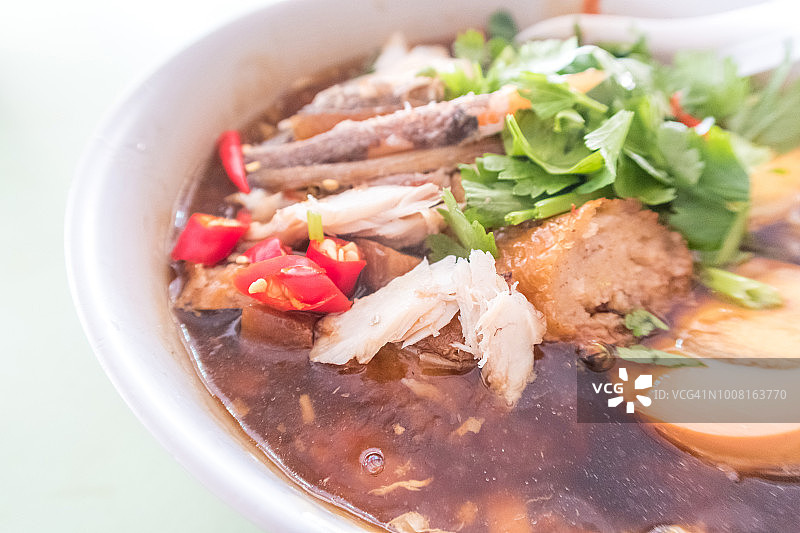 一碗中国面条的特写图片素材