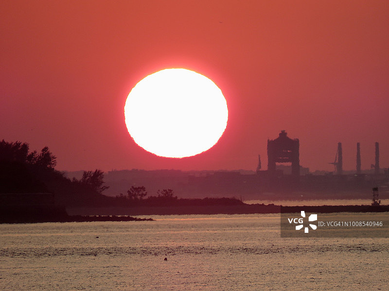 橙色的日落图片素材