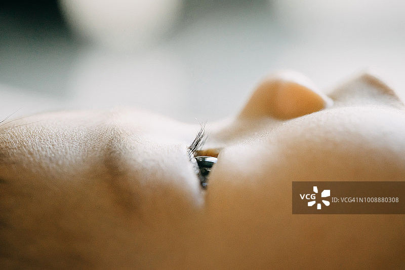 亚洲婴儿眼特写图片素材