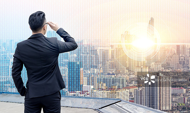 商人们与物流工业集装箱开展业务图片素材