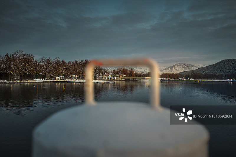 冬季克拉根福海滩长廊图片素材