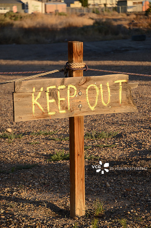 复古禁止入内标志图片素材