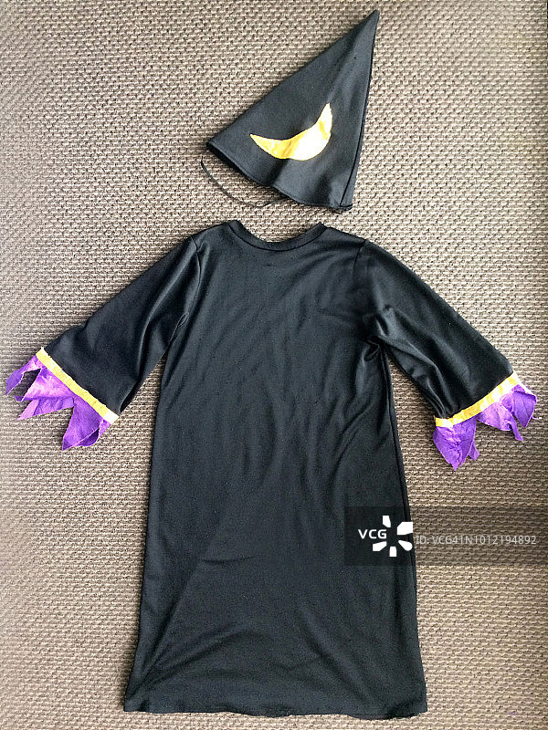 女巫女孩装扮图片素材