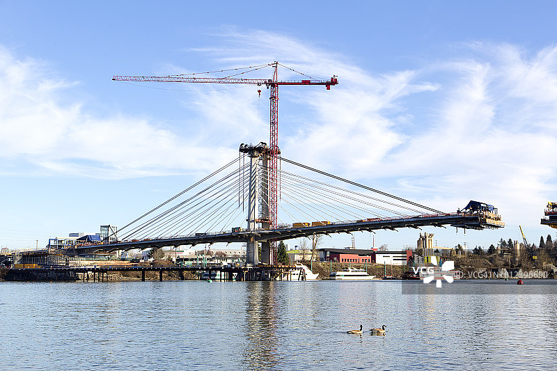 俄勒冈州波特兰市蒂利库姆大桥建设图片素材