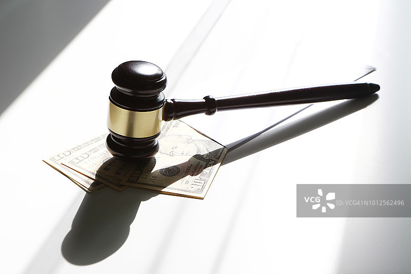 法律与金钱图片素材