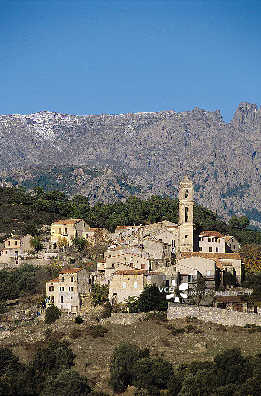 科西嘉岛索维里亚山区小镇图片素材