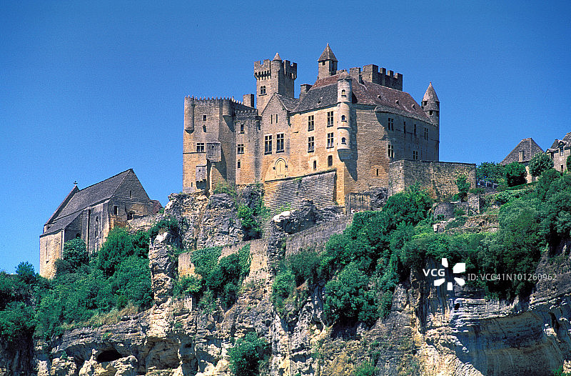 法国贝纳克山顶城堡图片素材