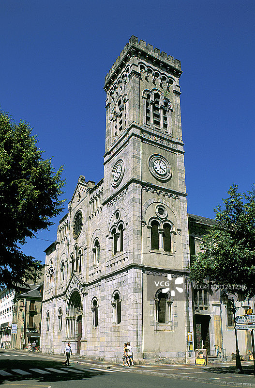 法国米迪-比利牛斯巴涅尔-德吕雄教堂图片素材