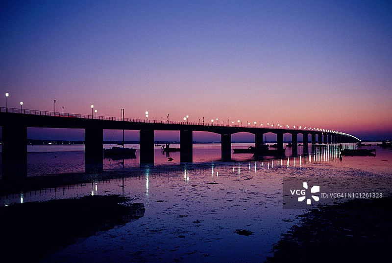 法国奥莱龙桥日落图片素材