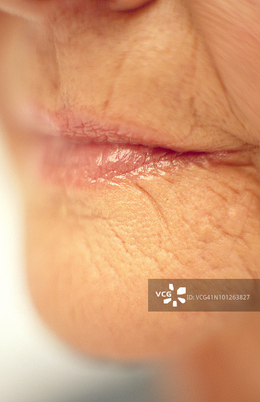 有皱纹的嘴图片素材