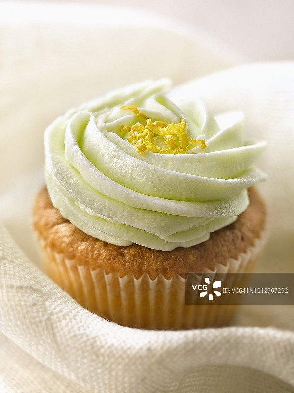 柠檬青柠纸杯蛋糕图片素材