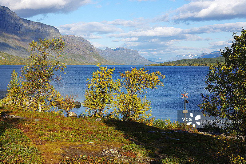 索尔托卢克塔美丽的秋季景色图片素材