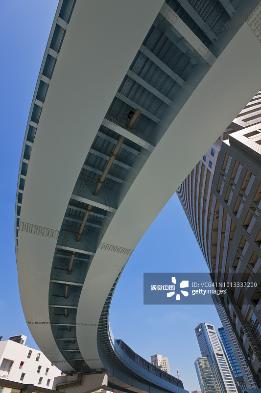 日本东京港区汐留地区的百合海鸥号自动驾驶列车图片素材