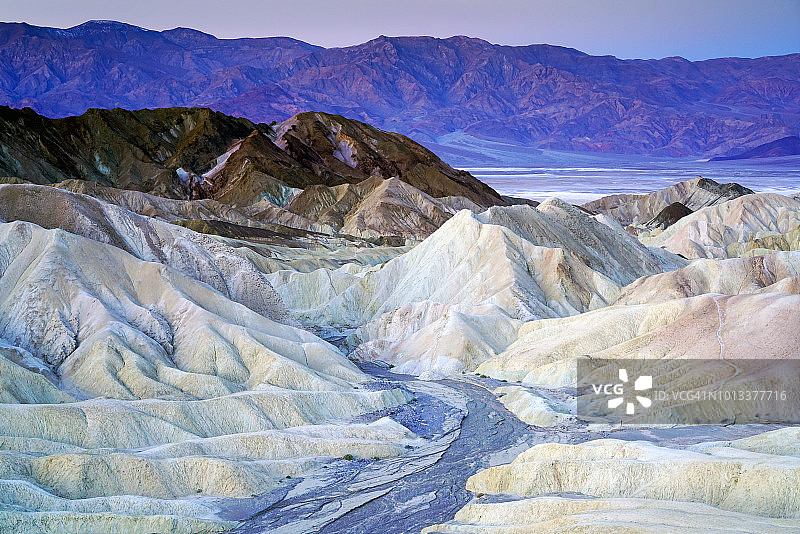 死亡谷国家公园的扎布里斯基角图片素材