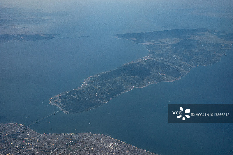 飞机航拍日本濑户内海和淡路岛图片素材
