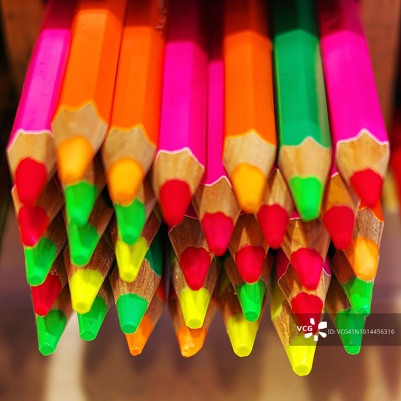 彩色铅笔特写图片素材