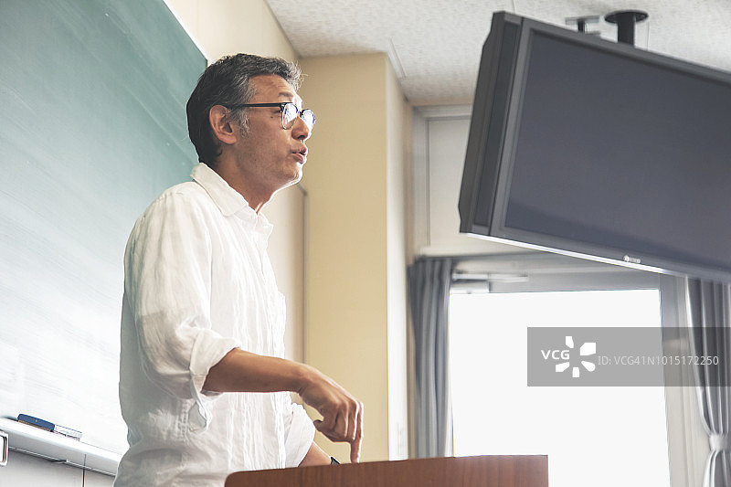 日本学校的教室场景图片素材
