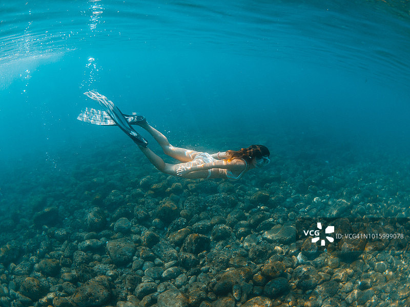 自由潜水图片素材