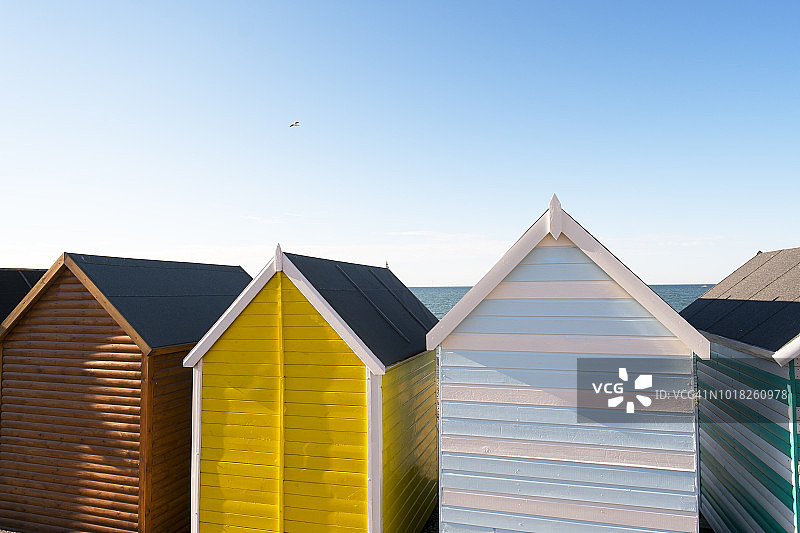 海边的彩色小屋图片素材
