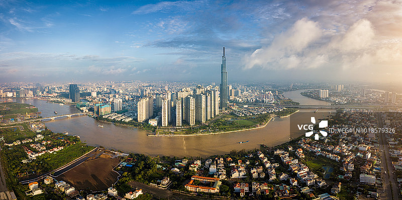 越南胡志明市天际线和市中心商业区摩天大楼鸟瞰全景图片素材