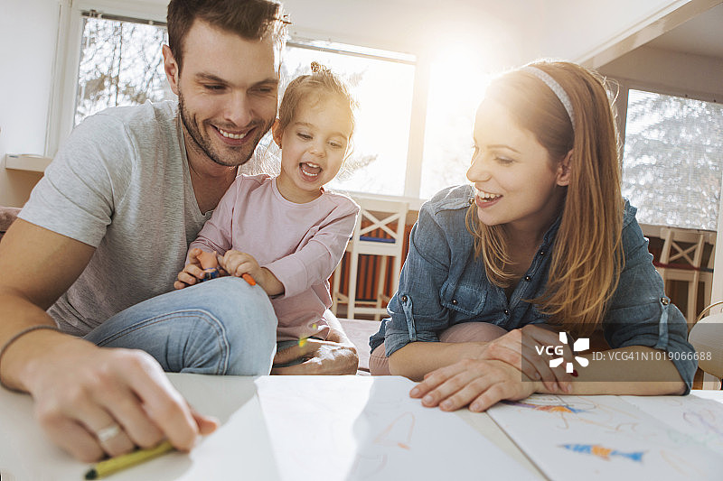 家庭休闲时光图片素材