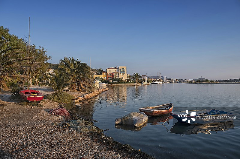阿拉恰特夏日宁静海岸线图片素材