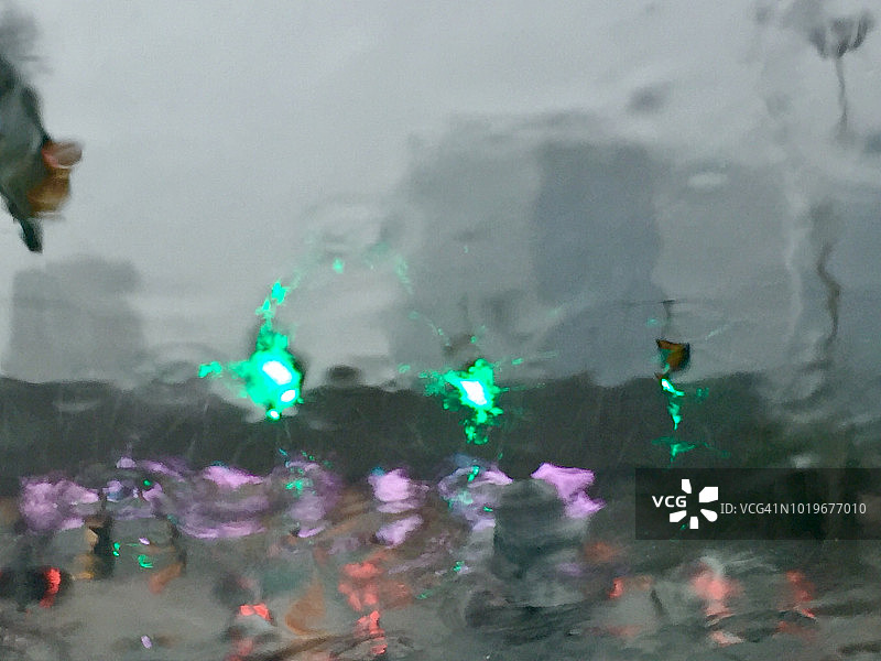 公路景观：前方收费站图片素材