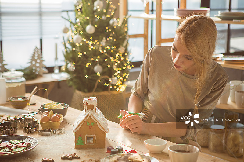 制作姜饼屋图片素材