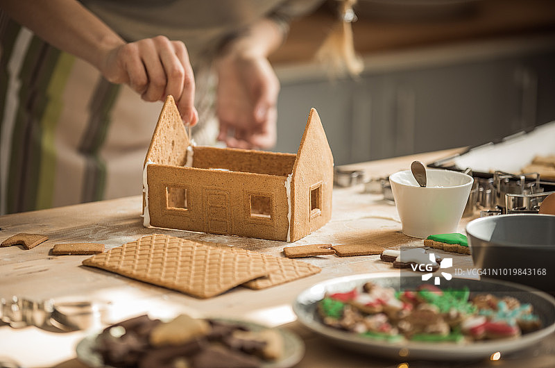 制作姜饼屋图片素材