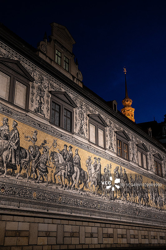 德累斯顿王宫长廊外墙上的瓷砖壁画《君王图》图片素材