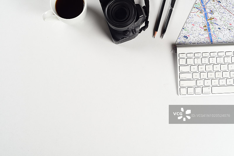 数码单反相机城市旅游地图旅行计划概念模型图片素材