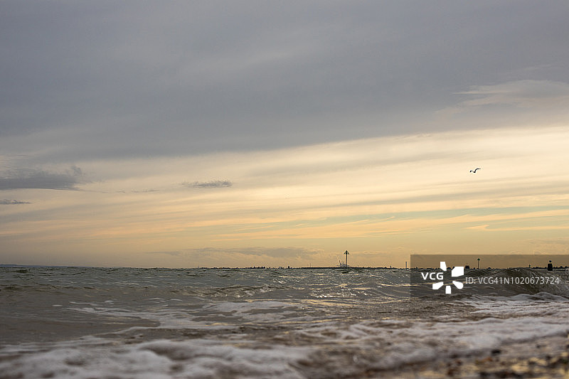 滨海绍森德的日落与退潮图片素材