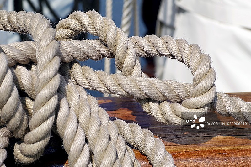 “8字结”船用绳结图片素材