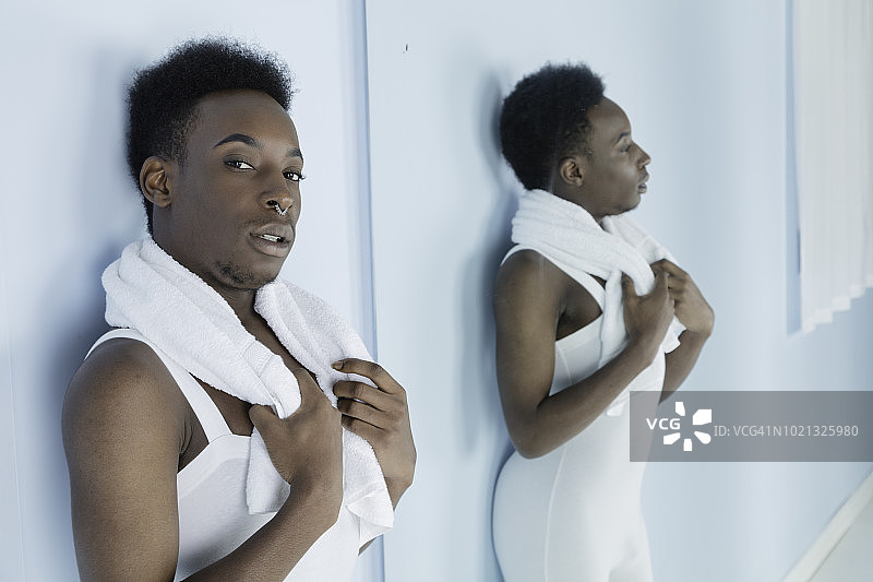 排练后的男人芭蕾舞演员图片素材