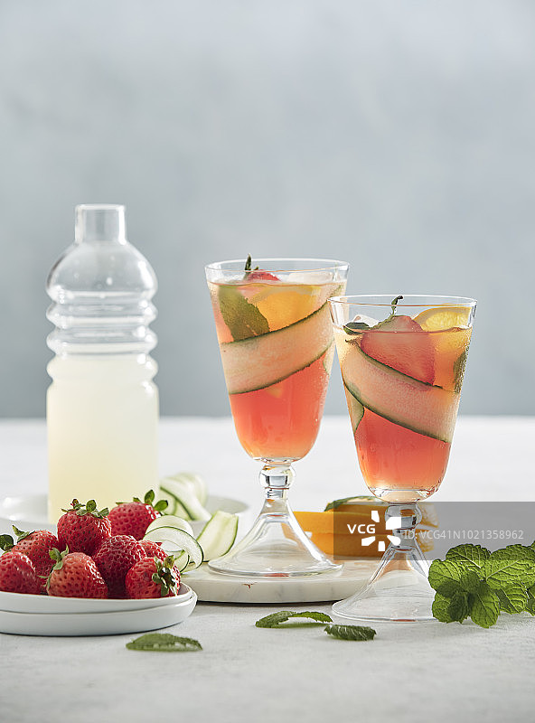 潘姆酒杯鸡尾酒图片素材