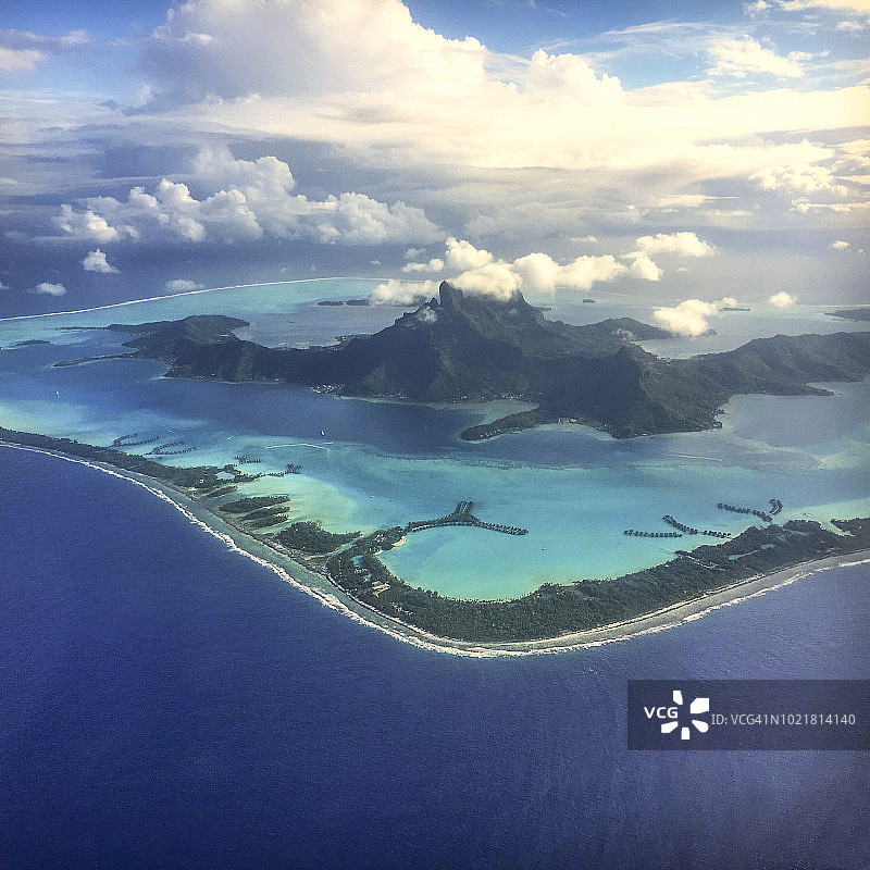 波拉波拉岛空中美景图片素材